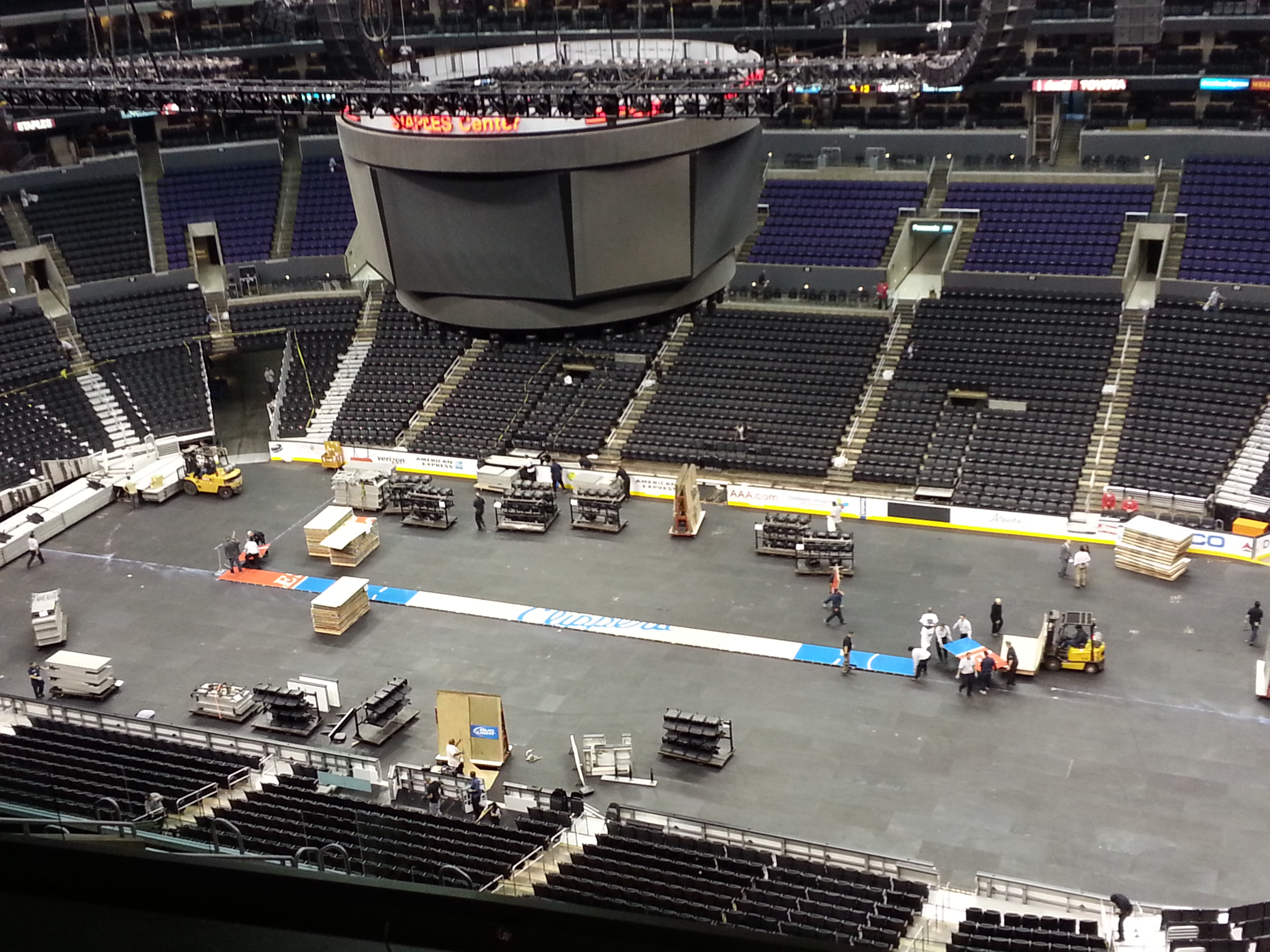 Staples Center Changeover